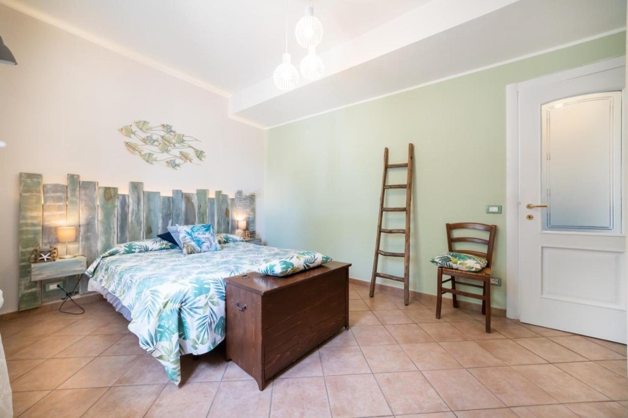 Chez Elle Apartment อิมเปรีอา ภายนอก รูปภาพ