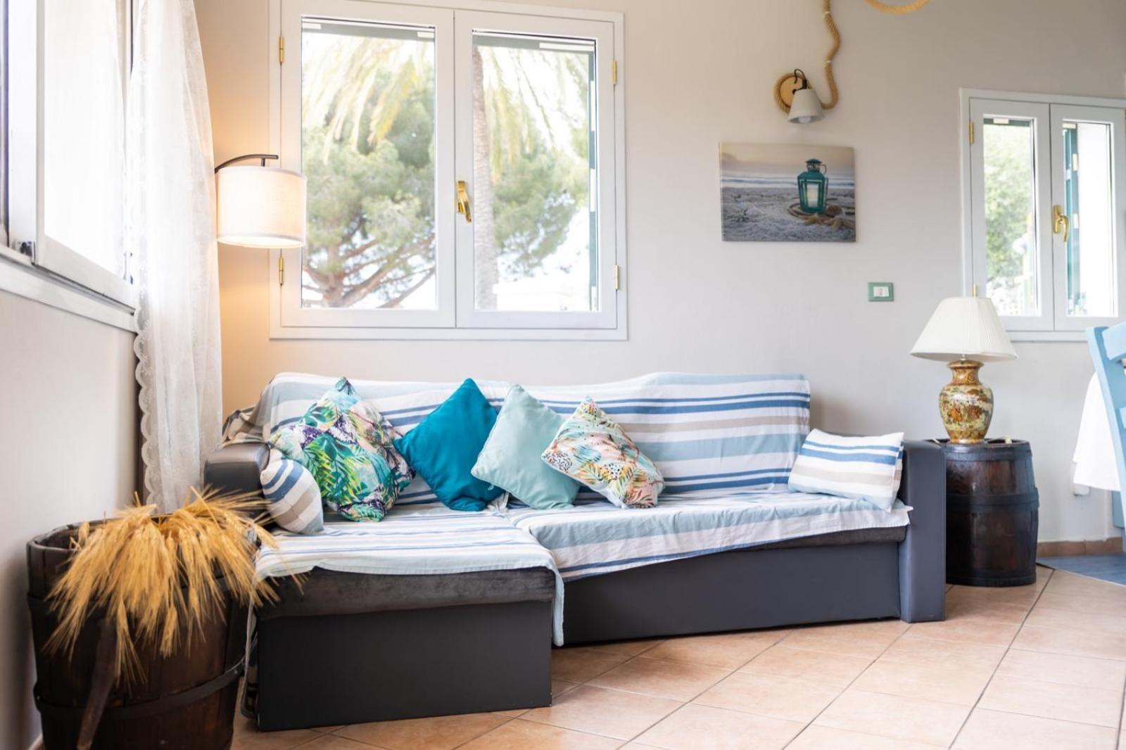 Chez Elle Apartment อิมเปรีอา ห้อง รูปภาพ